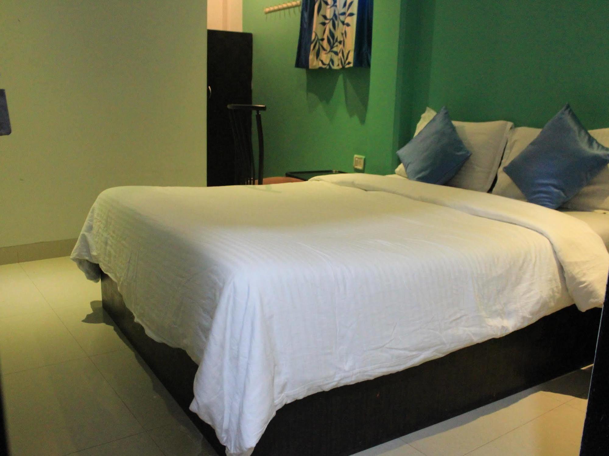 Hotel Sai Residency Bombaj Zewnętrze zdjęcie